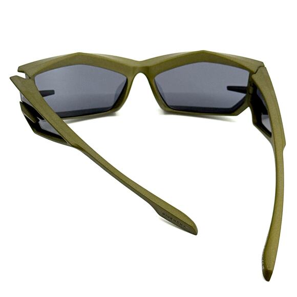 New, GIVENCHY Sunglasses GV40049I 97A Authentic - Picture 16 of 16